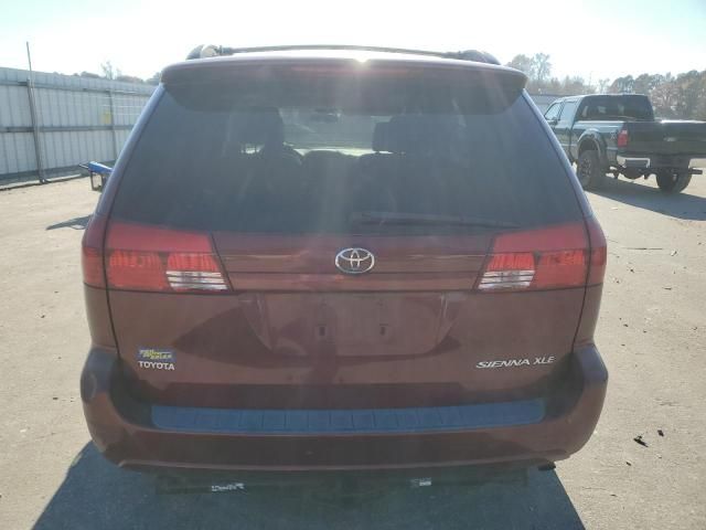 2004 Toyota Sienna XLE