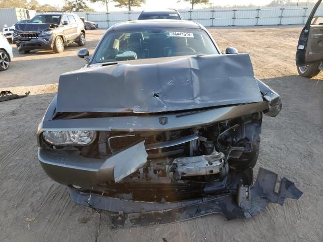 2010 Dodge Challenger SE