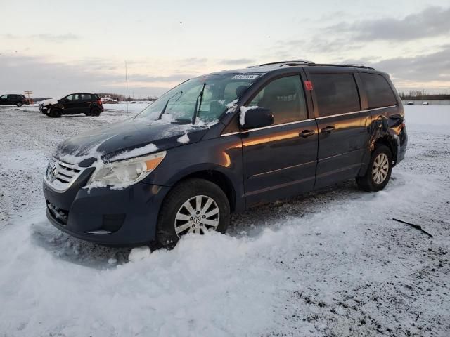 2009 Volkswagen Routan SE