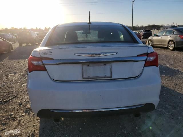 2013 Chrysler 200 Limited