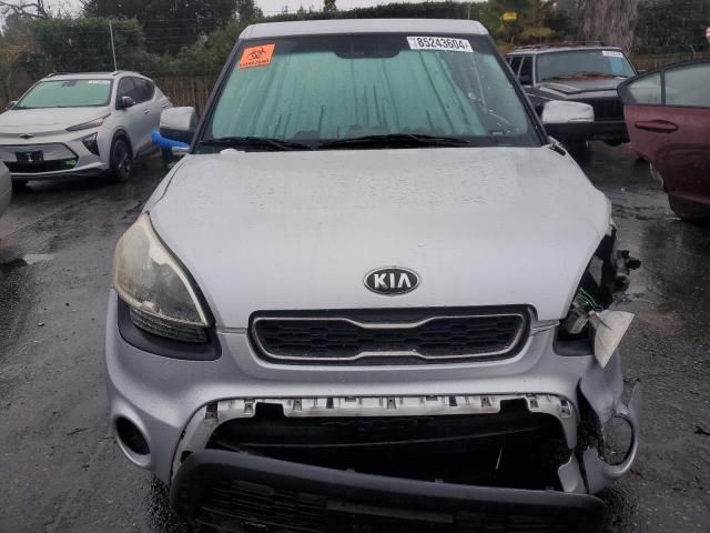 2013 KIA Soul +