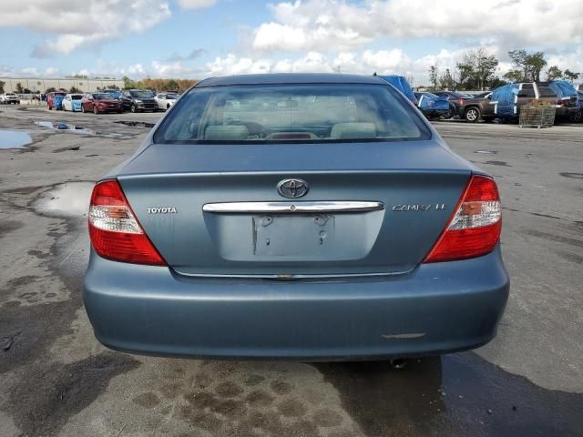 2004 Toyota Camry LE