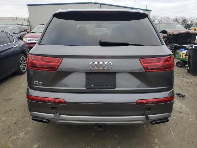 2019 Audi Q7 Premium Plus