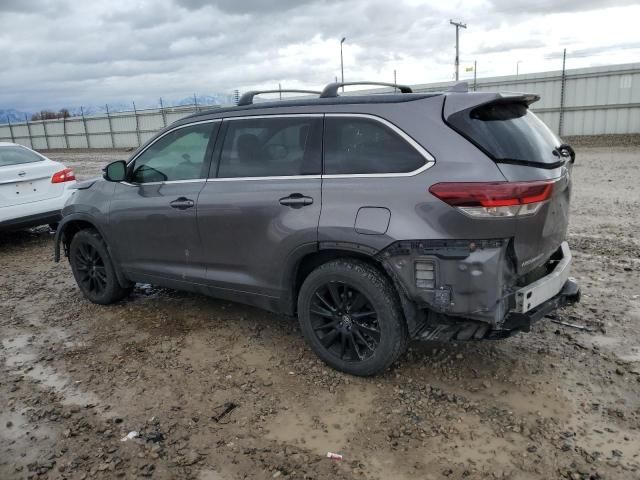 2019 Toyota Highlander SE