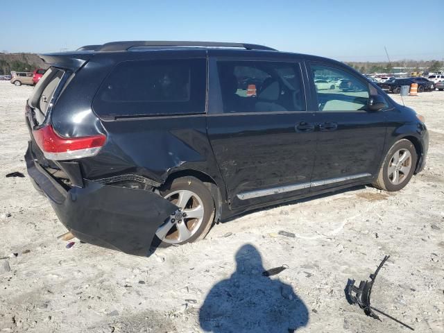 2012 Toyota Sienna LE