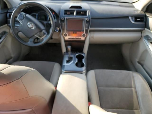 2014 Toyota Camry Hybrid