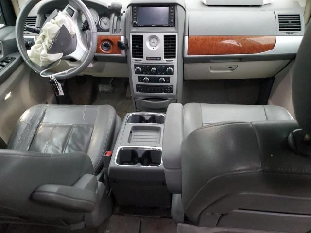 2008 Chrysler Town & Country Touring