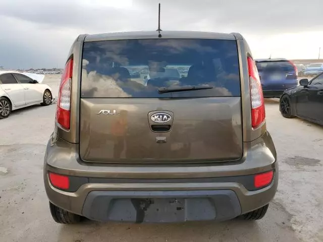 2012 KIA Soul +