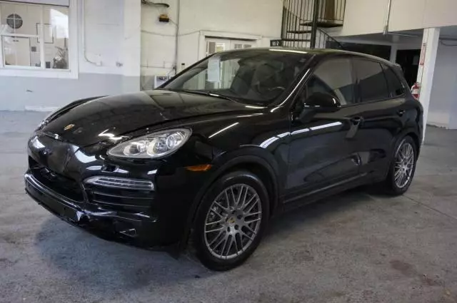 2014 Porsche Cayenne S