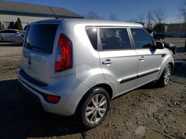 2013 KIA Soul +