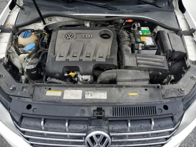 2014 Volkswagen Passat SEL