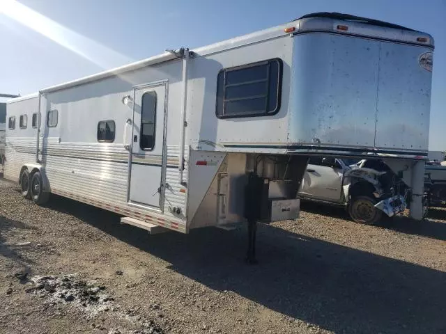 2000 Sundowner Horse Trailer