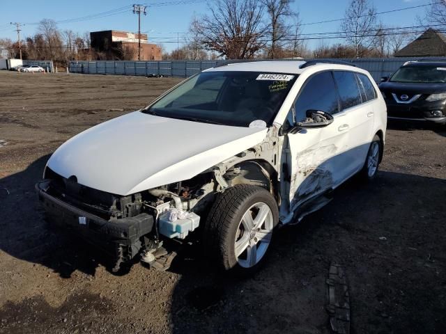 2015 Volkswagen Golf Sportwagen TDI S