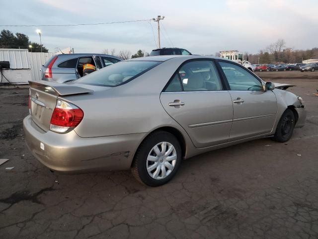 2005 Toyota Camry LE