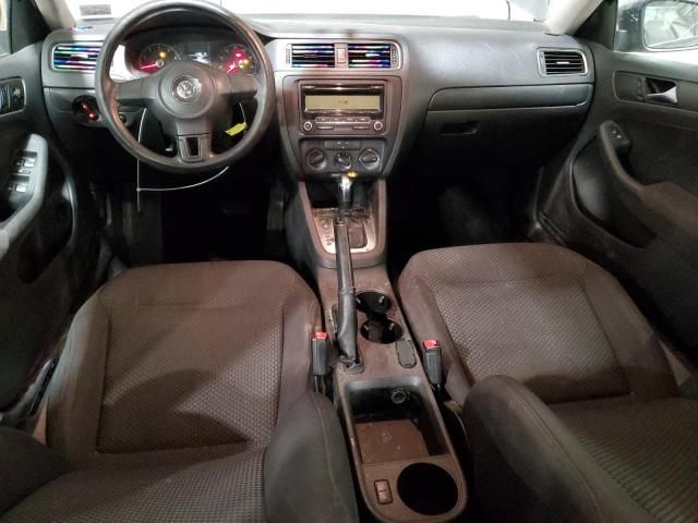 2011 Volkswagen Jetta Base