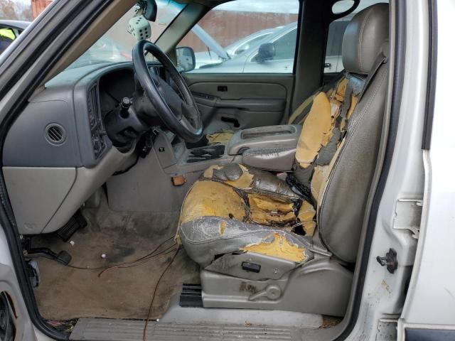 2004 Chevrolet Suburban C1500