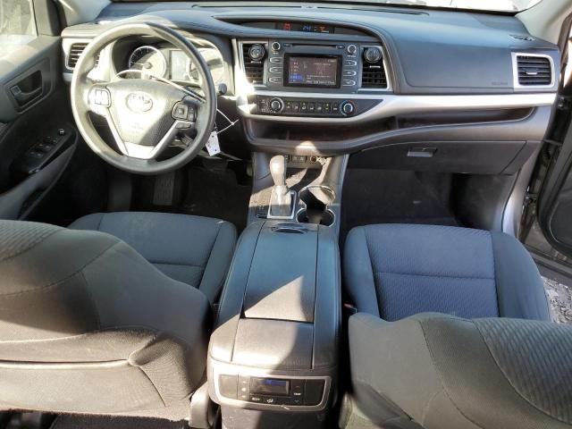 2019 Toyota Highlander LE