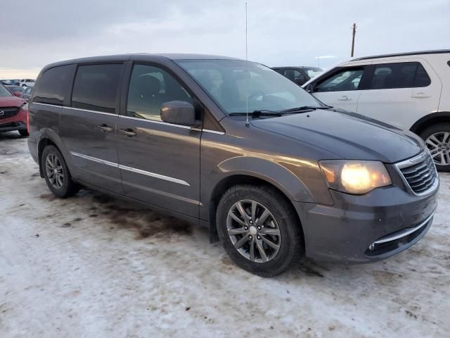 2015 Chrysler Town & Country S