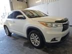 2014 Toyota Highlander LE