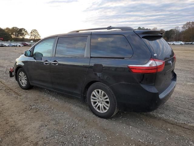 2015 Toyota Sienna XLE