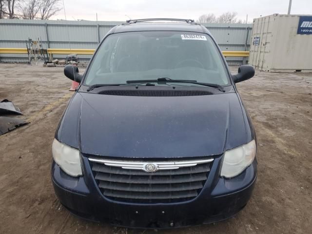 2006 Chrysler Town & Country Touring