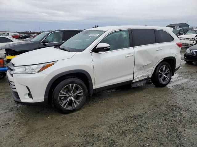 2019 Toyota Highlander LE