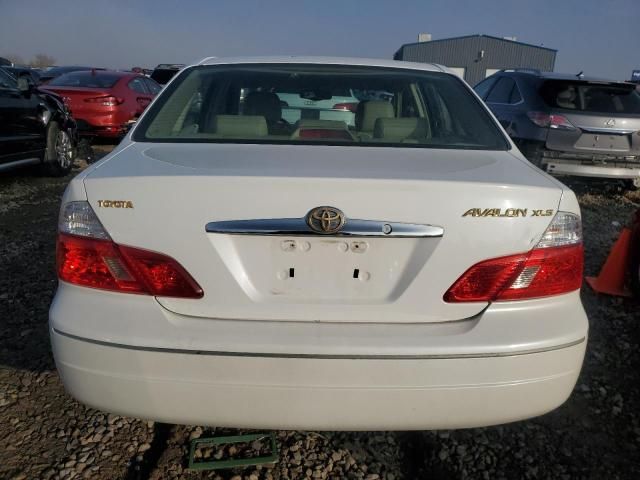 2004 Toyota Avalon XL