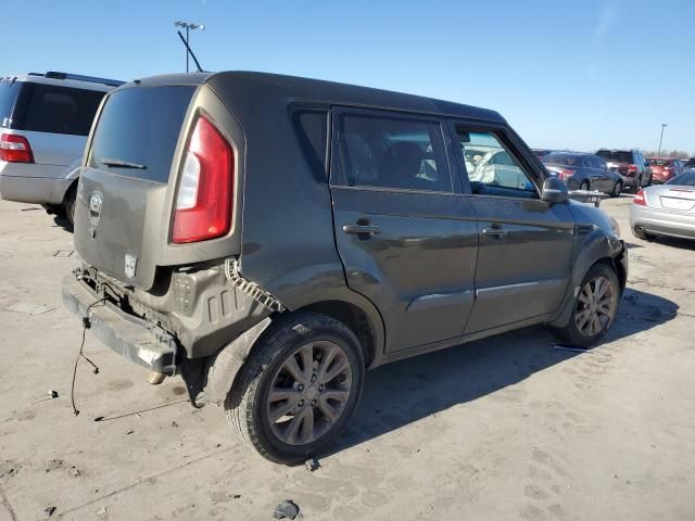 2013 KIA Soul +