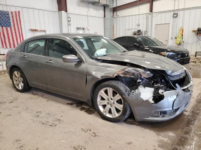 2013 Chrysler 200 Touring