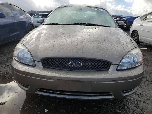 2004 Ford Taurus SES