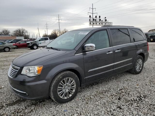 2015 Chrysler Town & Country Touring L