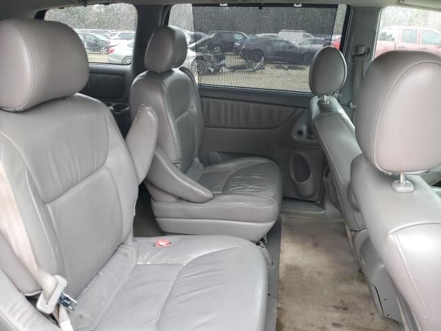 2006 Toyota Sienna XLE