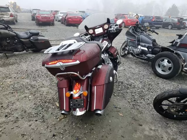 2021 Indian Motorcycle Co. Roadmaster