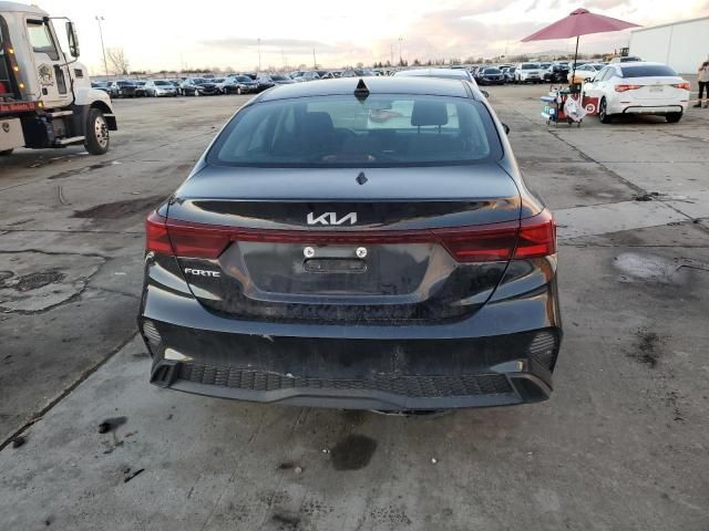 2023 KIA Forte LX