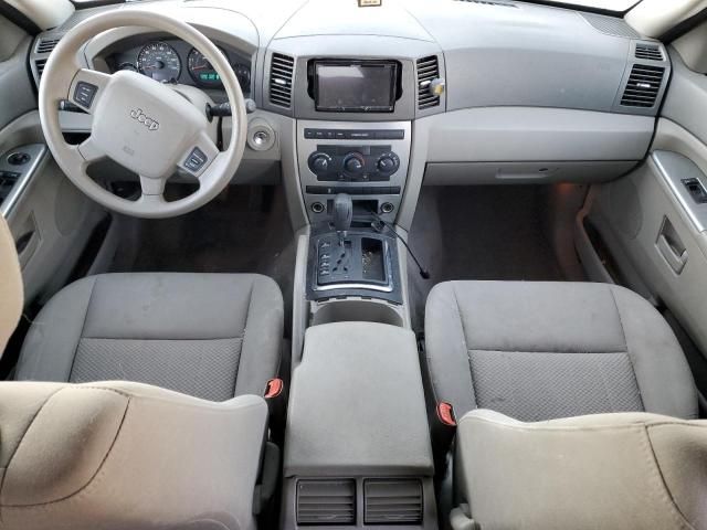 2005 Jeep Grand Cherokee Laredo