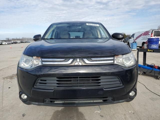 2014 Mitsubishi Outlander GT