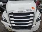 2021 Freightliner Cascadia 126