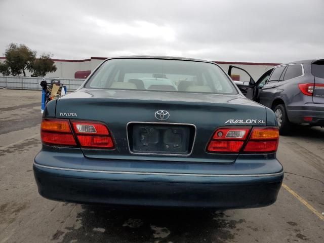 1999 Toyota Avalon XL