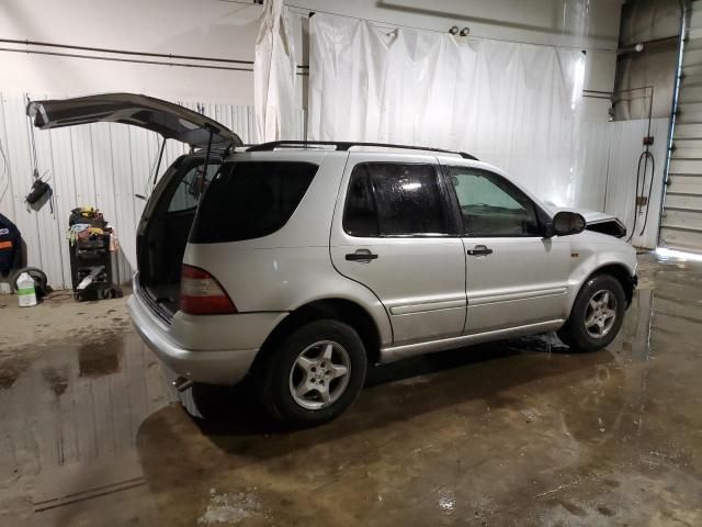 2000 Mercedes-Benz ML 320