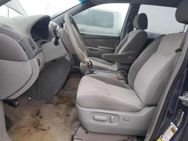 2008 Toyota Sienna CE