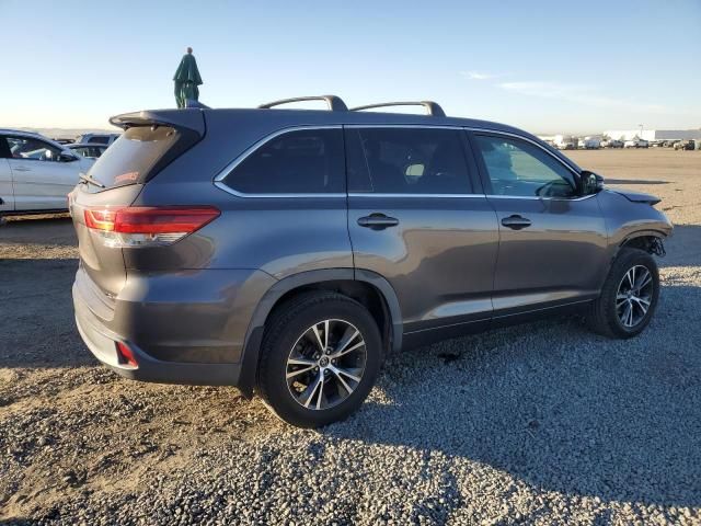 2018 Toyota Highlander LE