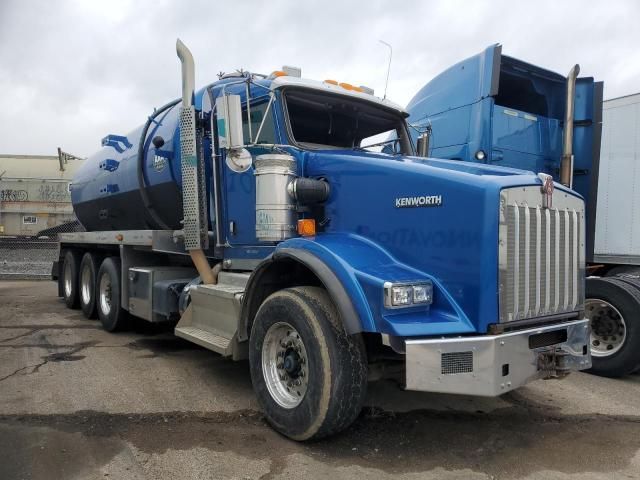 2016 Kenworth Construction T800