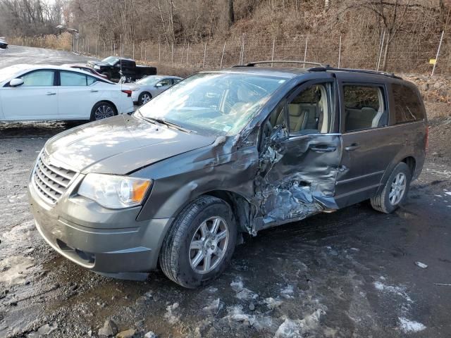 2010 Chrysler Town & Country Touring