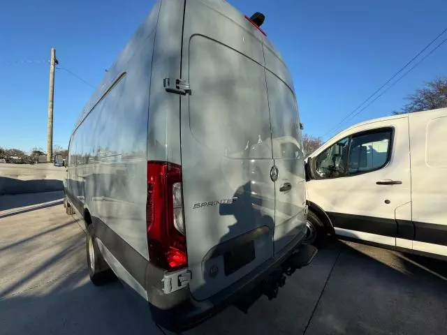 2022 Mercedes-Benz Sprinter 3500