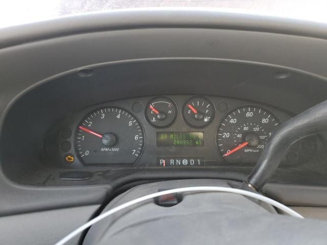 2005 Ford Taurus SE