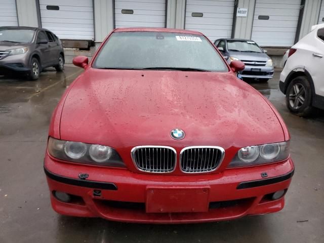 2000 BMW M5