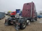 2009 Freightliner Cascadia 125