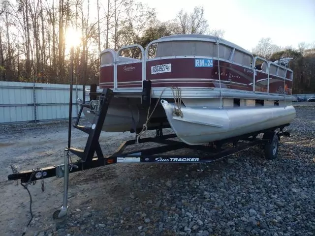 2014 Sundance Boats Inc. Boat