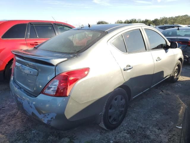 2013 Nissan Versa S