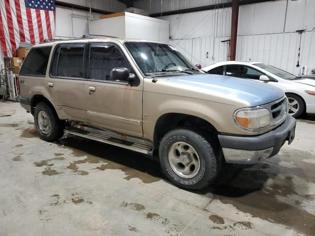 2000 Ford Explorer XLT